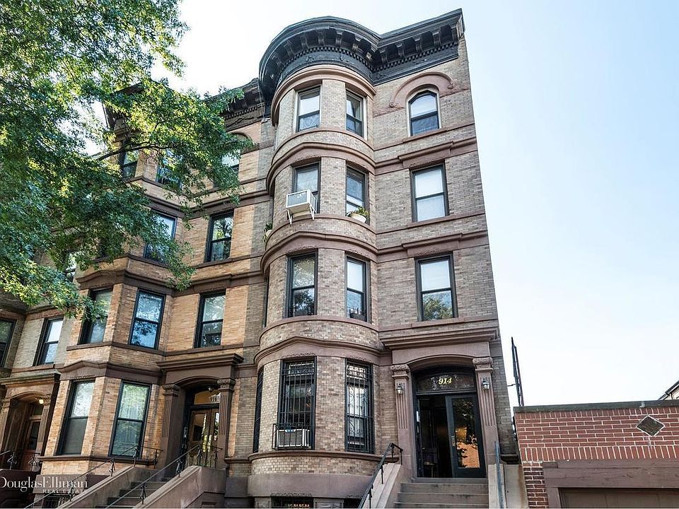 1st image of 914 8th Ave APT 3