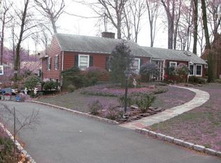 405 Willow Way, Clark, NJ 07066