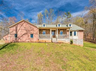 970 Cove Point Rd, La Follette, TN 37766