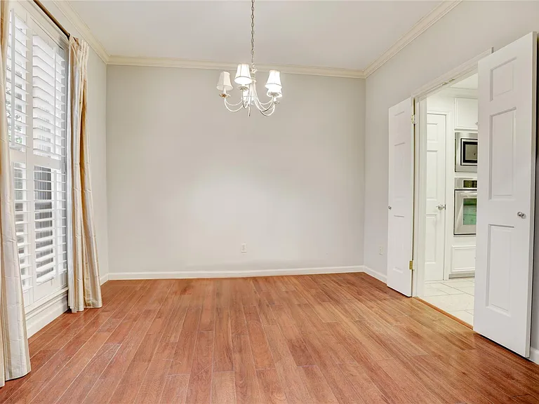 7514 Olympia Dr — Photo 5