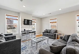 14 Williams St #2 — Photo 4