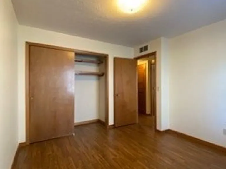 208 Stonewall Ct — Photo 11