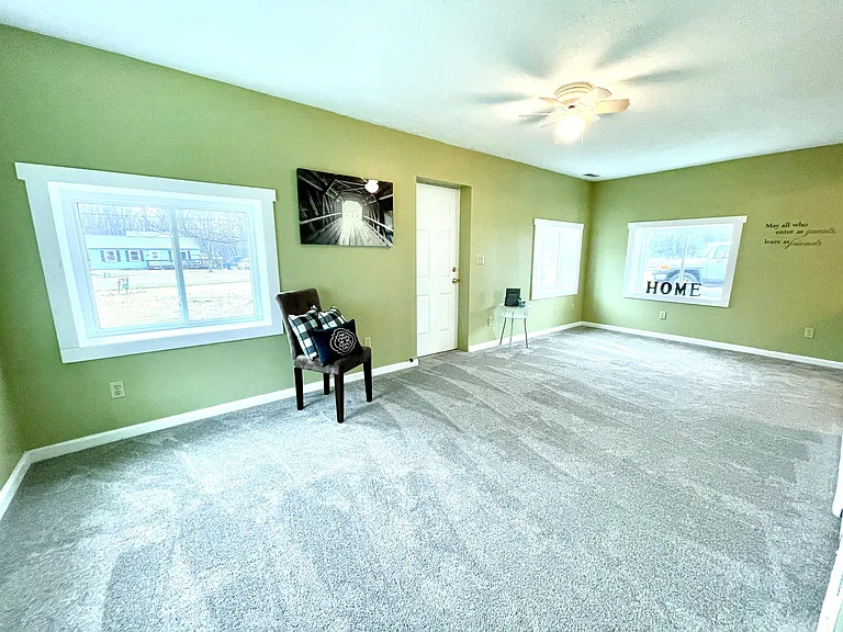 4450 Cynthia Dr — Photo 20
