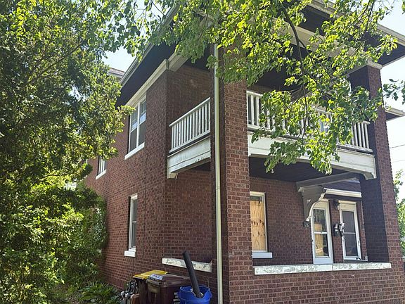 3rd image of 1262-1264 Rose Ave