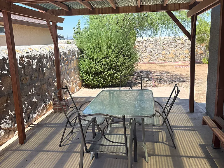 3305 Scarlet Point Dr — Photo 17