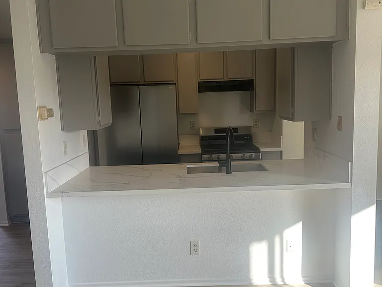 25424 Normandie Ave #16 — Photo 5