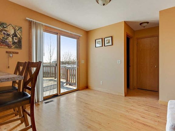 5th image of 6873 Lanterne Dr