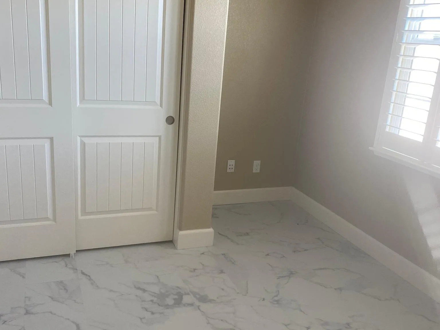 678 W Tramonto Dr — Photo 4
