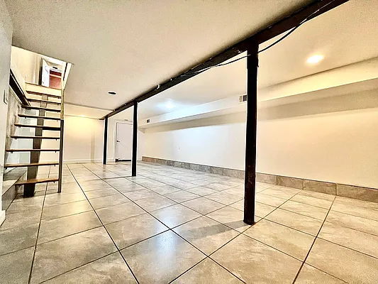 Rented by Doorway NYC, LLC | media 36