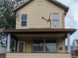 11 Bruce Ln, Wilkes Barre, PA 18702