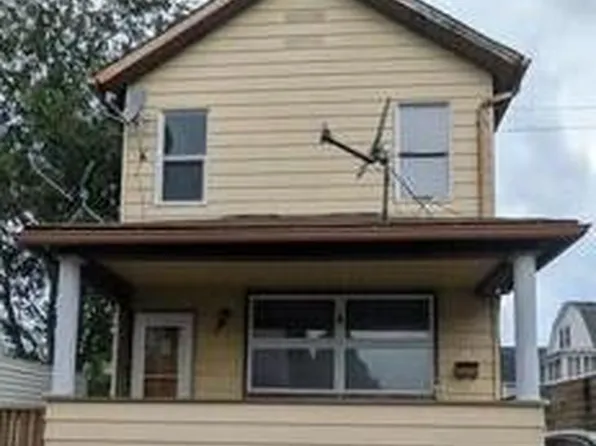 11 Bruce Ln, Wilkes Barre, PA 18702