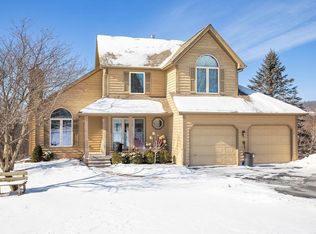 13 Shorewood Dr, Galena, IL 61036