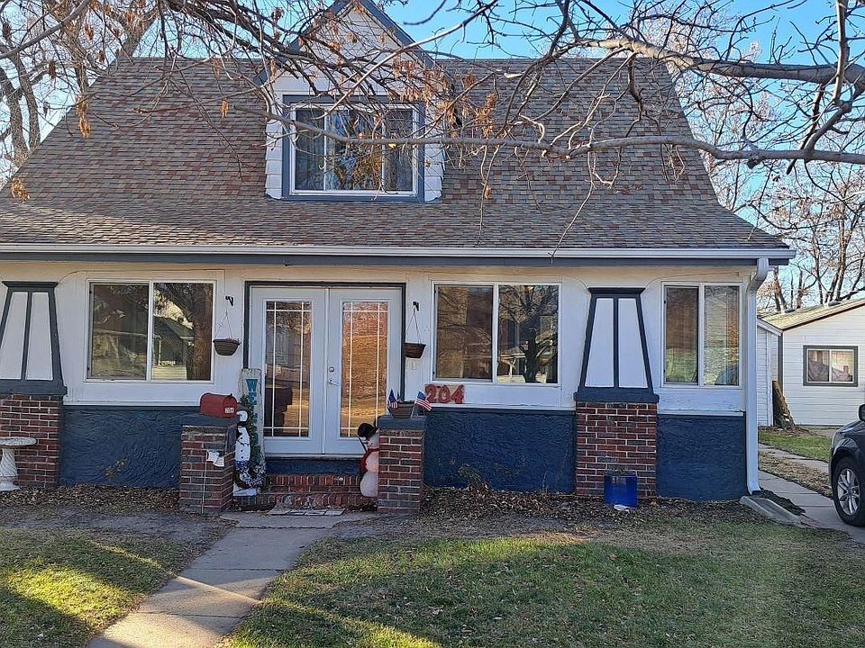 1st image of 204 S Ash Street