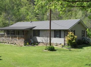 5011 Lotts Creek Rd, Hazard, KY 41701