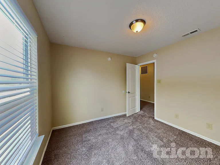 2029 Morning Light Ln — Photo 12
