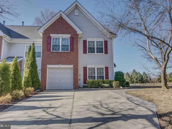 63 Greens Way, Blackwood, NJ 08012