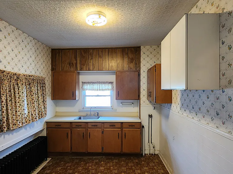 19 N 2nd St #B — Photo 4