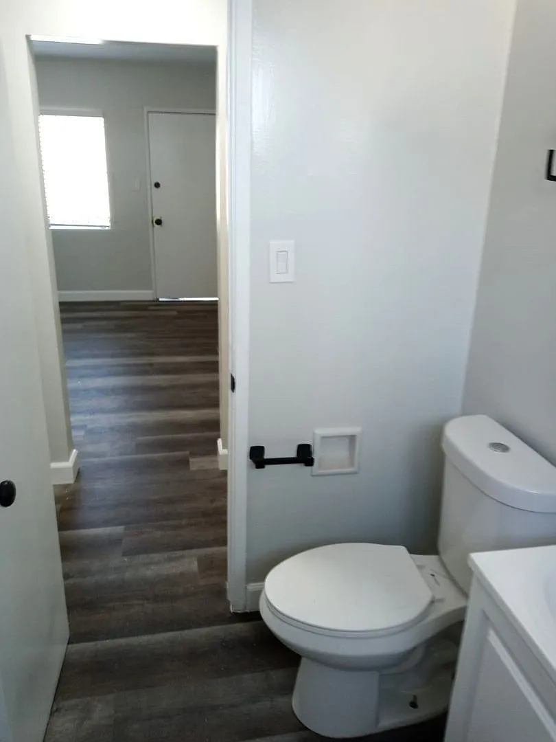 1 bed, 1.0 bath, 504 sqft, $1,895 — Photo 2
