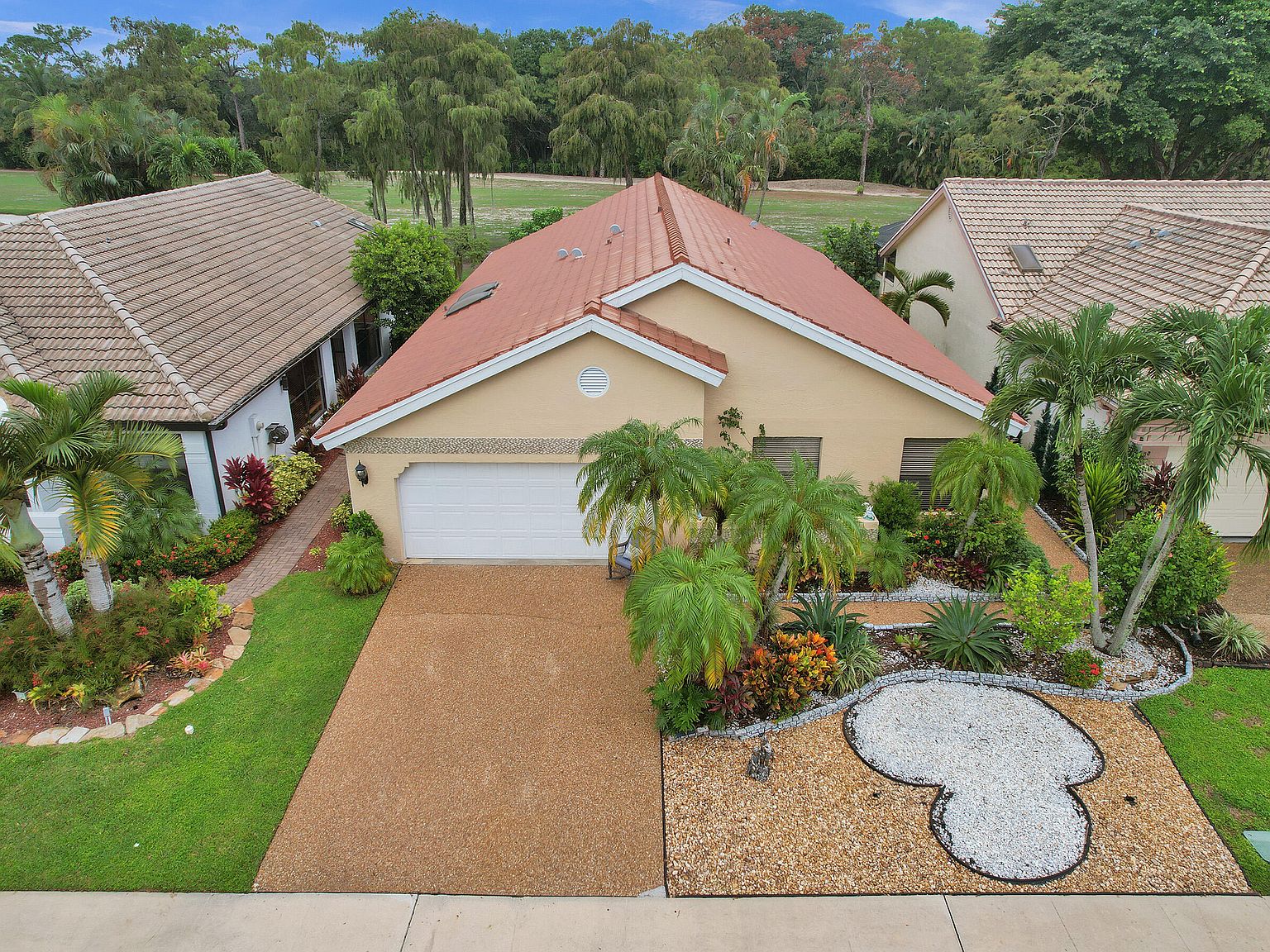 11111 Highland Circle