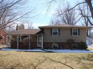 38330 Parkway Blvd, Willoughby, OH 44094