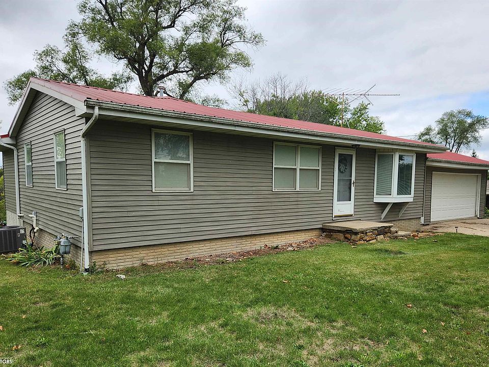 1st image of 2037 Poplar St