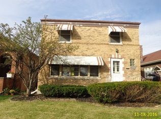 2644 Cochran St, Blue Island, IL