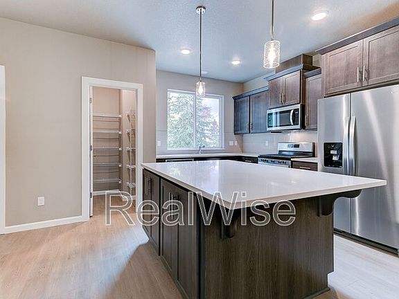 5th image of 21273 SW Ortiz Ln