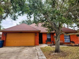 2120 Glenwood Dr, Ingleside, TX 78362