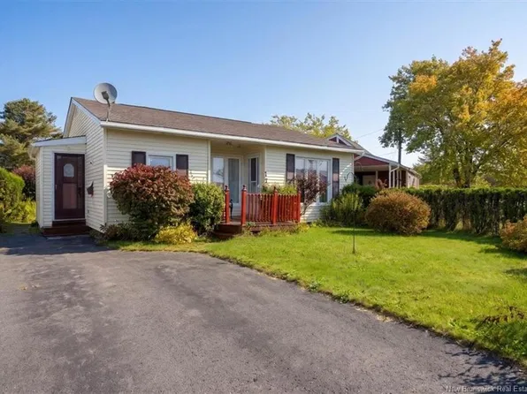 12 Avon Ct, Saint John, NB E2P 1A2