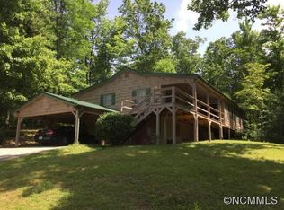 1760 Bulling Creek Rd, Penrose, NC 28766