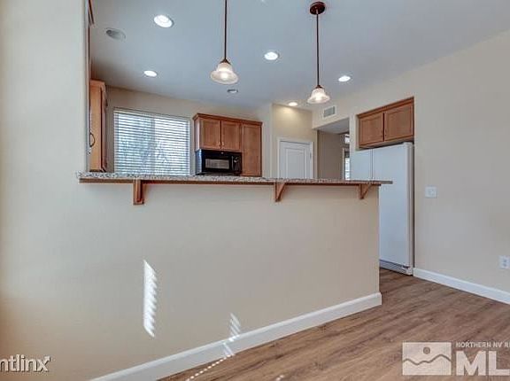 4th image of 4901 Bougainvillea Dr