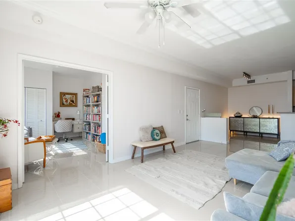 1919 Van Buren Street #821A, Hollywood, FL 33020