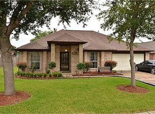 1109 Ridgepark Dr, La Porte, TX 77571