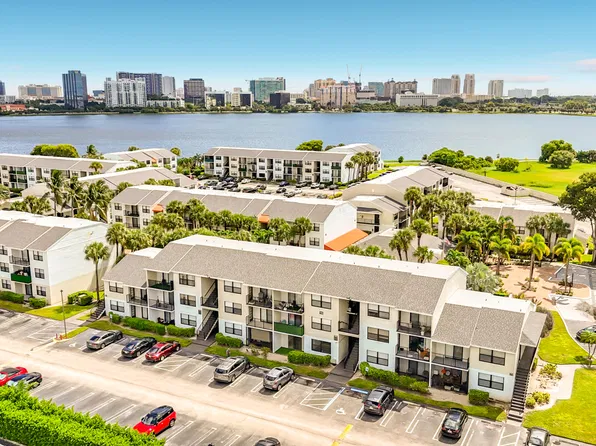 708 Executive Center Dr APT 12, West Palm Beach, FL 33401
