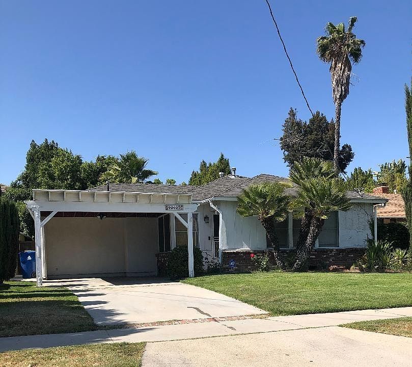 1st image of 12437 La Maida St
