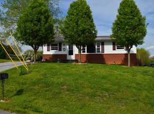 409 Crockett Ln, Greeneville, TN 37745
