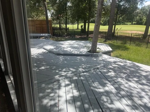 9 Huntsmans Horn Cir, Spring, TX 77380