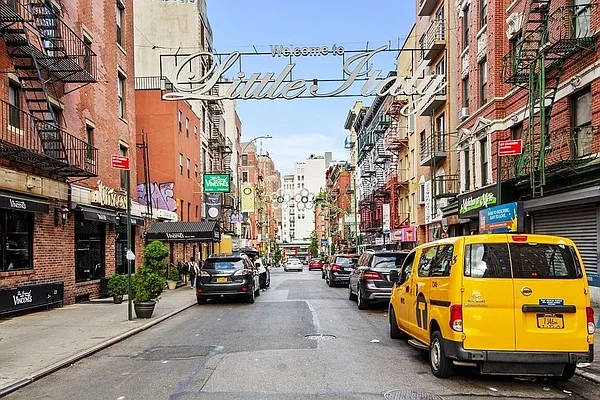 Rented by REAL New York | media 22