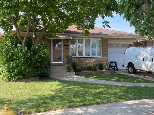 7612 W Strong St, Norridge, IL 60706