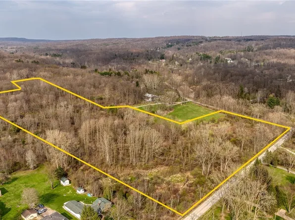 Dewey Rd, Willoughby, OH 44094