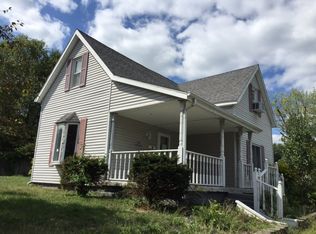 117 W Locust St, Jasonville, IN 47438