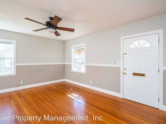 3rd image of 2906 E 27th St