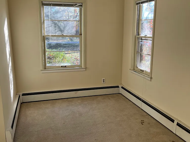 1454 Banmoor Dr — Photo 11