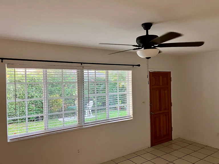 2923 Virginia St — Photo 8