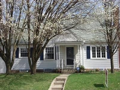 1st image of 2934 Revere Ave