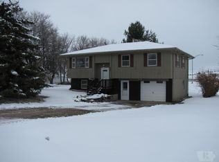 704 N Hilltop Ave, Stanton, IA 51573