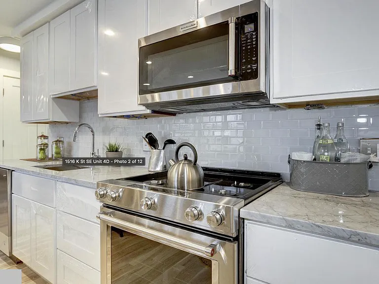 1516 K St SE #2D — Photo 2