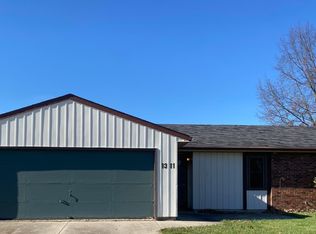 1311 Garwood Dr, Auburn, IN