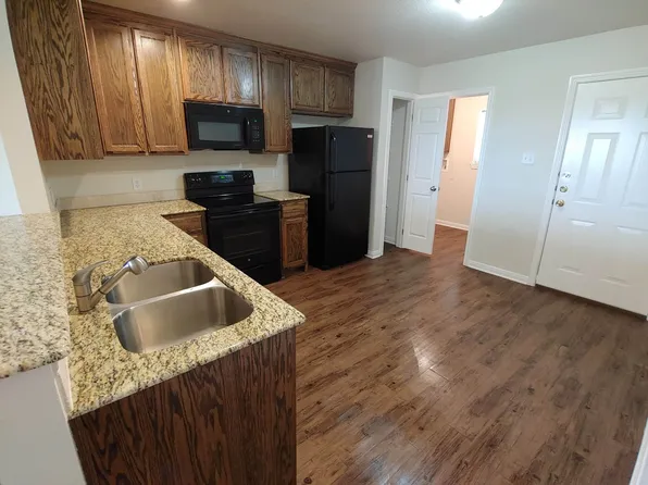 228 Karem Cir Unit D, Woodway, TX 76712