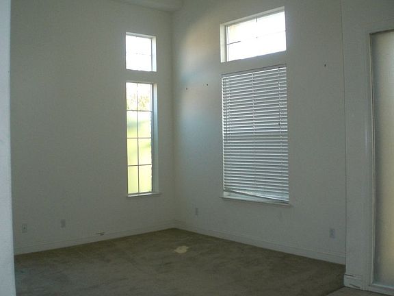 3rd image of 5525 Dalhart Way